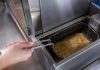 Choisir une friteuse à gaz professionnelle : aspects techniques et réglementaires essentiels Choisir une friteuse à gaz professionnelle : aspects techniques et réglementaires essentiels