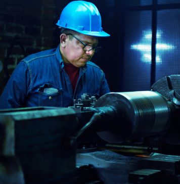 Comment sélectionner une entreprise spécialisée en usinage industriel pour un projet sur mesure ? Comment sélectionner une entreprise spécialisée en usinage industriel pour un projet sur mesure ?