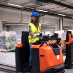 Optimiser ses coûts grâce à la location de matériel de manutention : leviers et méthodologie Optimiser ses coûts grâce à la location de matériel de manutention : leviers et méthodologie